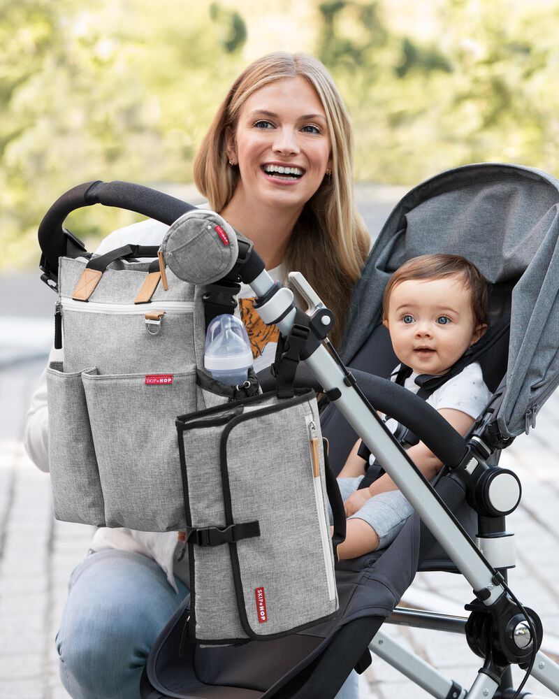 Pronto Signature Changing Station, image 9 of 12 slides