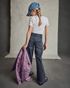 Filles - Pantalon en denim &agrave; jambe large &agrave; motif floral &ndash; D&eacute;lav&eacute; fonc&eacute;, image 7 sur 7 diapositives