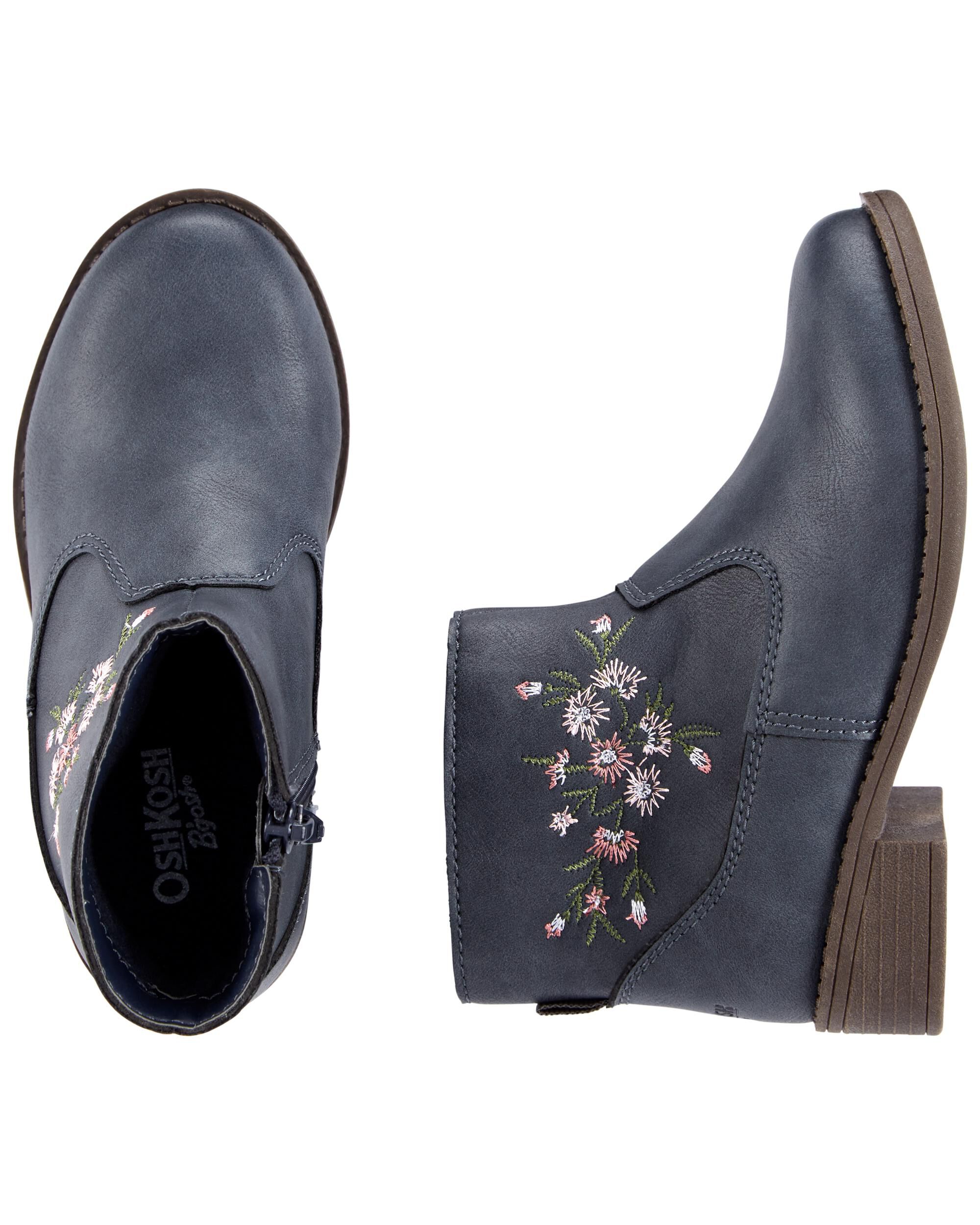Carters black boots store