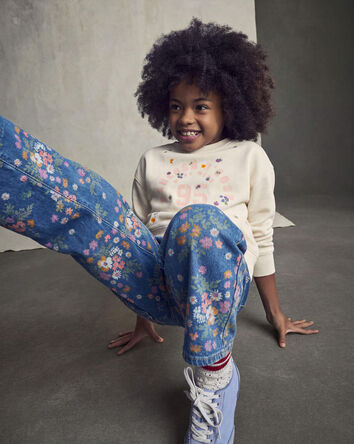 Filles - Jean jambe large en denim &agrave; motif floral &ndash; D&eacute;lav&eacute; moyen, 