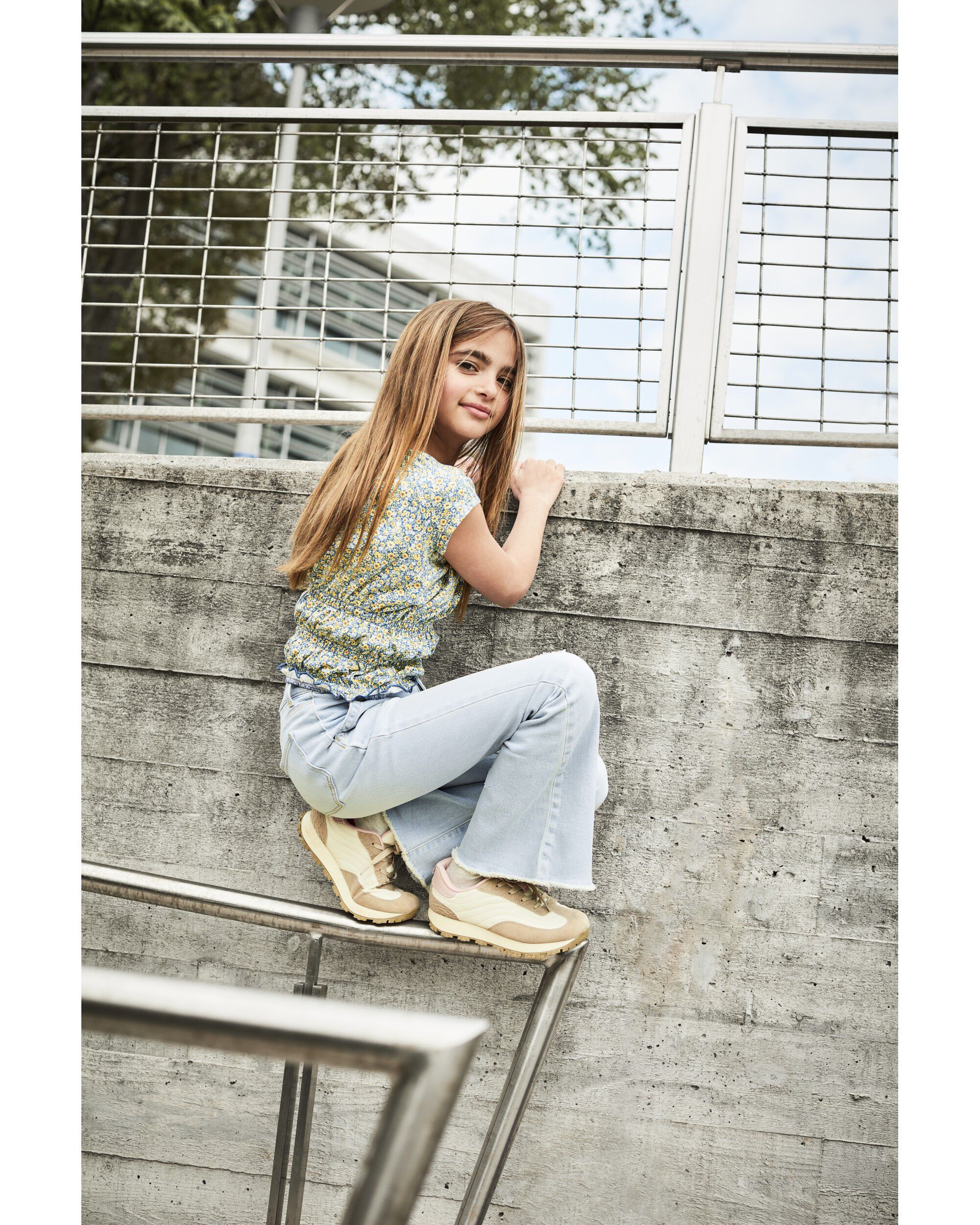 Carters girls jeans store