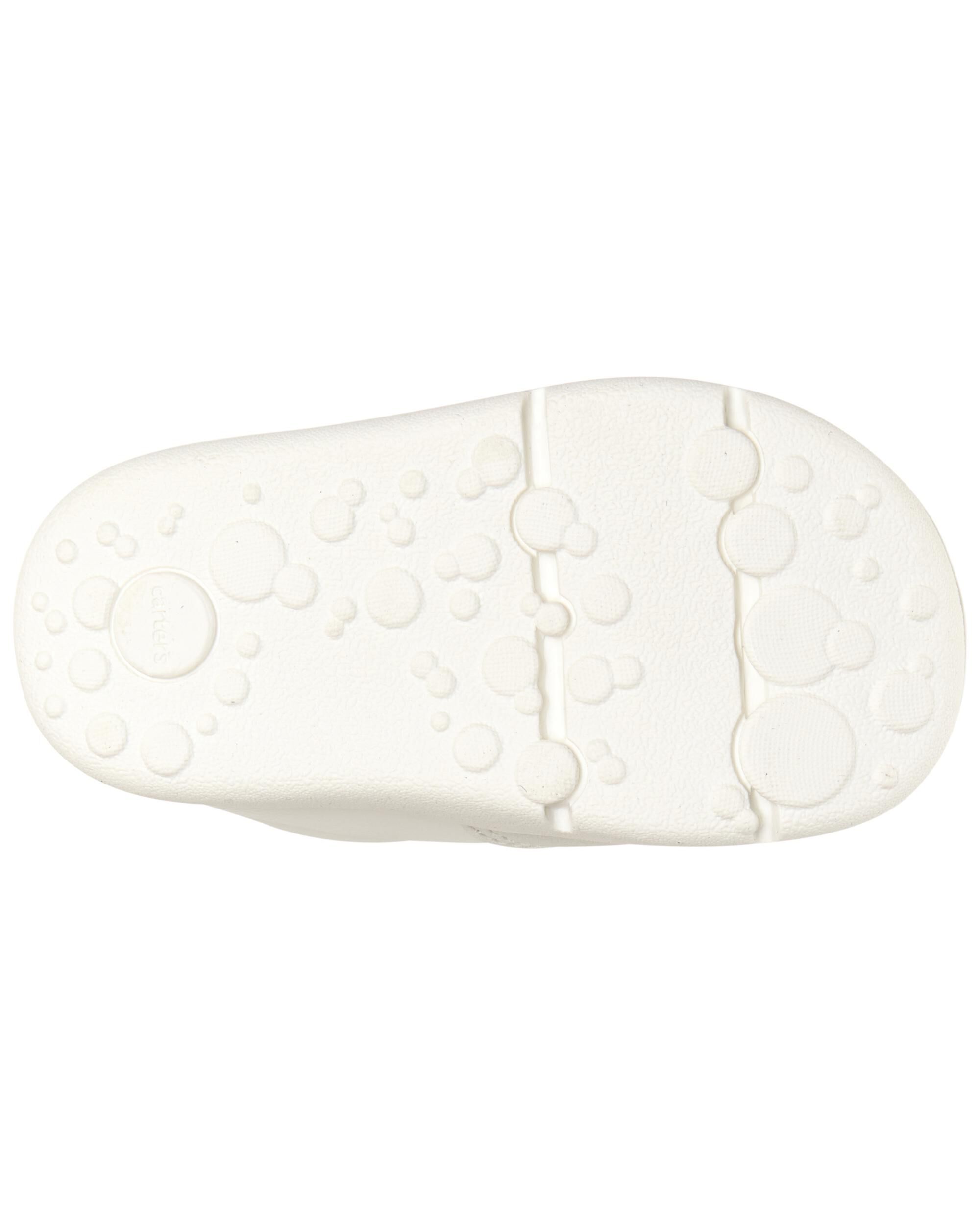 Carters stand shoes deals