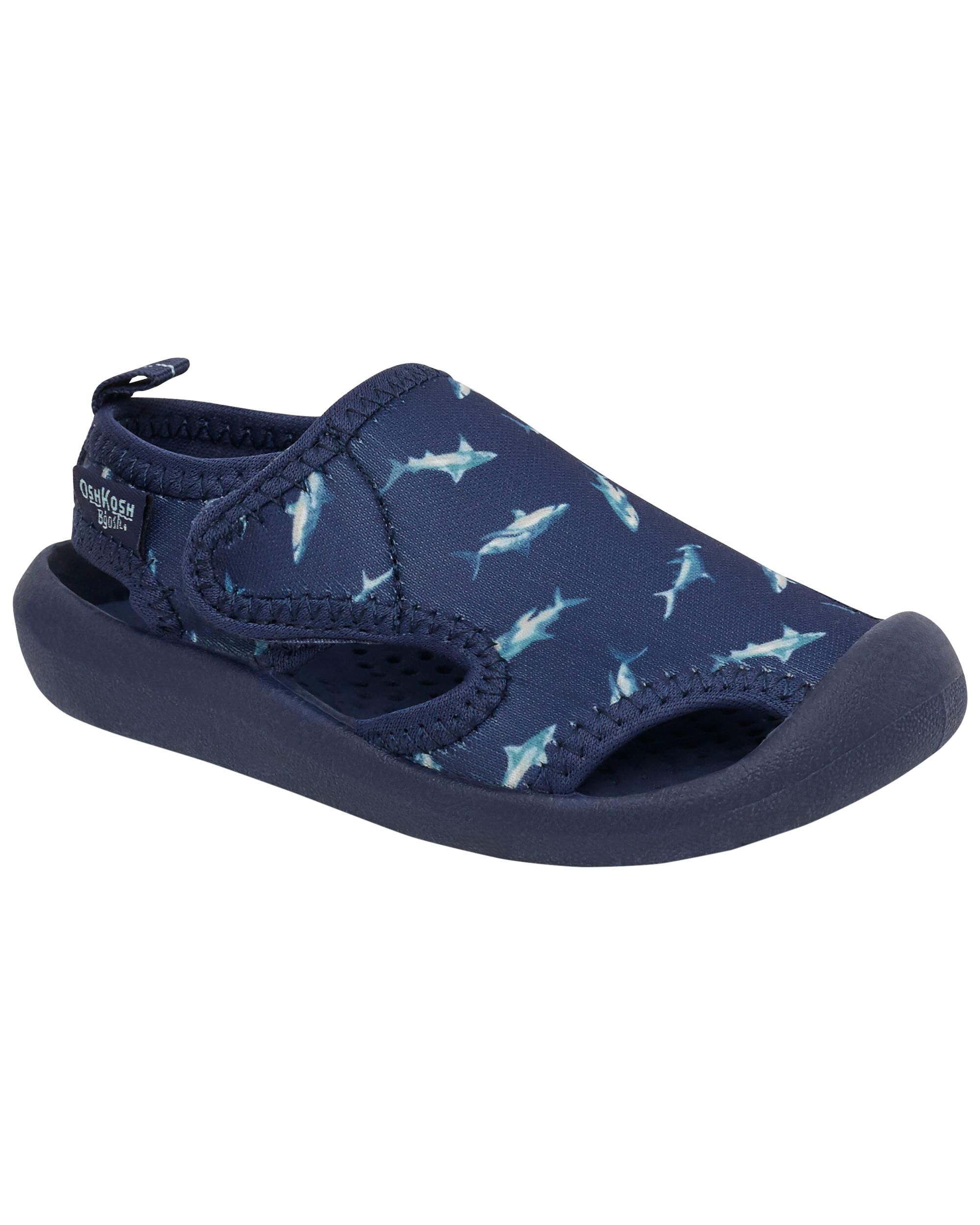Oshkosh water outlet sandals