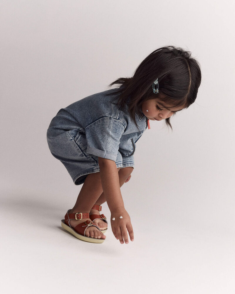 Tout-petit fille - Barboteuse en denim Day Out&trade;, image 5 sur 6 diapositives