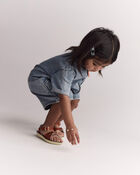 Tout-petit fille - Barboteuse en denim Day Out&trade;, image 5 sur 6 diapositives