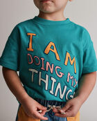Tout-petit - T-shirt d&eacute;contract&eacute; &agrave; imprim&eacute; &laquo;I Am Doing My Things&raquo; - Sarcelle, image 3 sur 5 diapositives