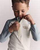 Tout-petit gar&ccedil;on - Maillot dermoprotecteur &agrave; demi-fermeture &agrave; glissi&egrave;re &laquo;Hand Out, Have Fun&raquo; - Bleu p&acirc;le/Cr&egrave;me, image 1 sur 7 diapositives