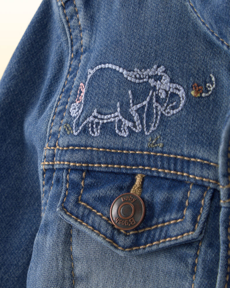 B&eacute;b&eacute; - Blouson en denim effet tricot brod&eacute; Winnie l&rsquo;Ourson de Disney&reg; avec motif au dos - D&eacute;lav&eacute; fonc&eacute;, image 4 sur 8 diapositives