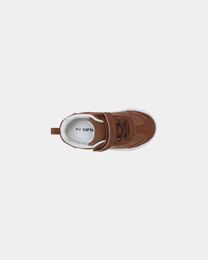 Tout-petit gar&ccedil;on - Chaussures d&eacute;contract&eacute;es de couleur unie - Brun, image 4 sur 6 diapositives