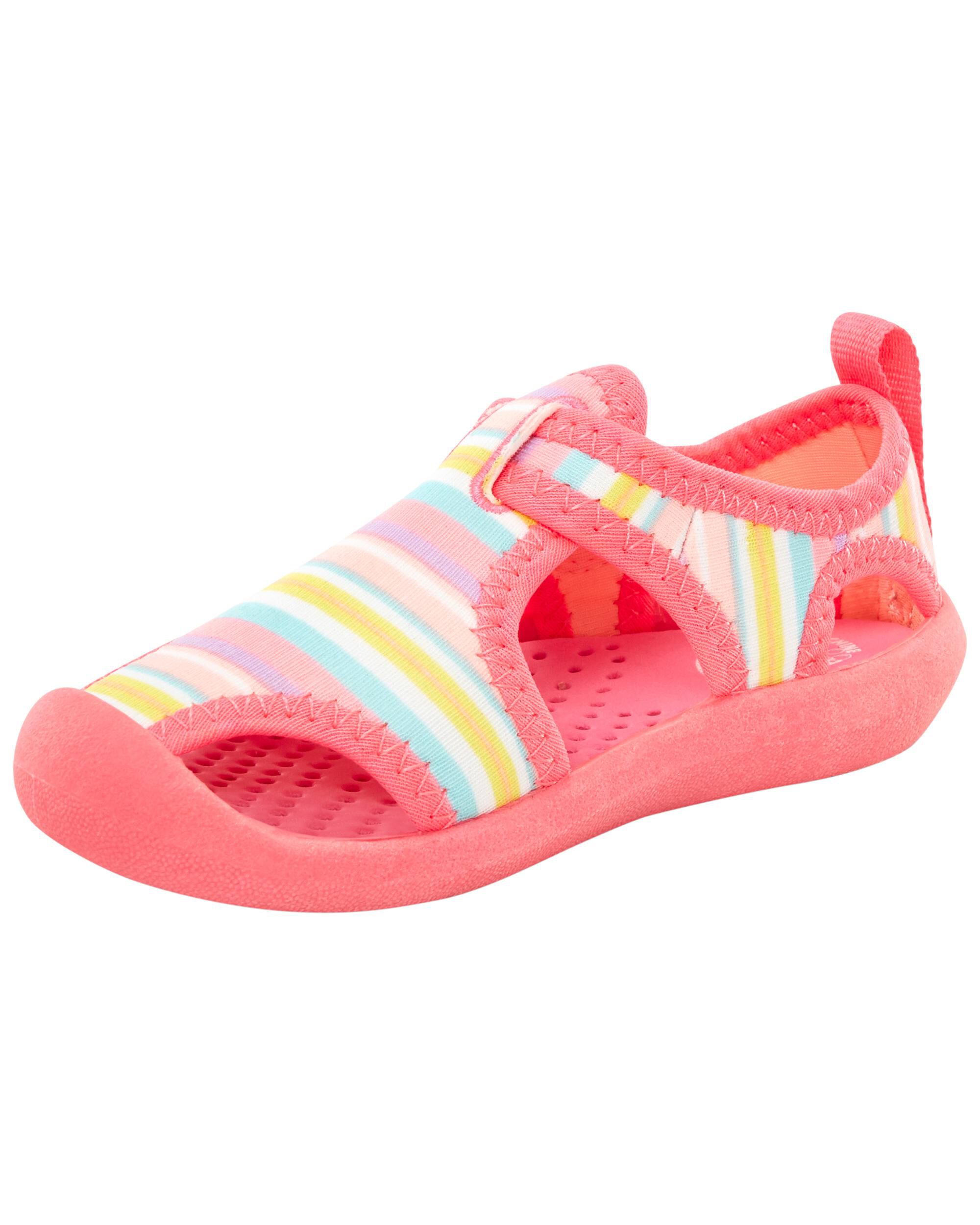 Oshkosh aquatic shoes store