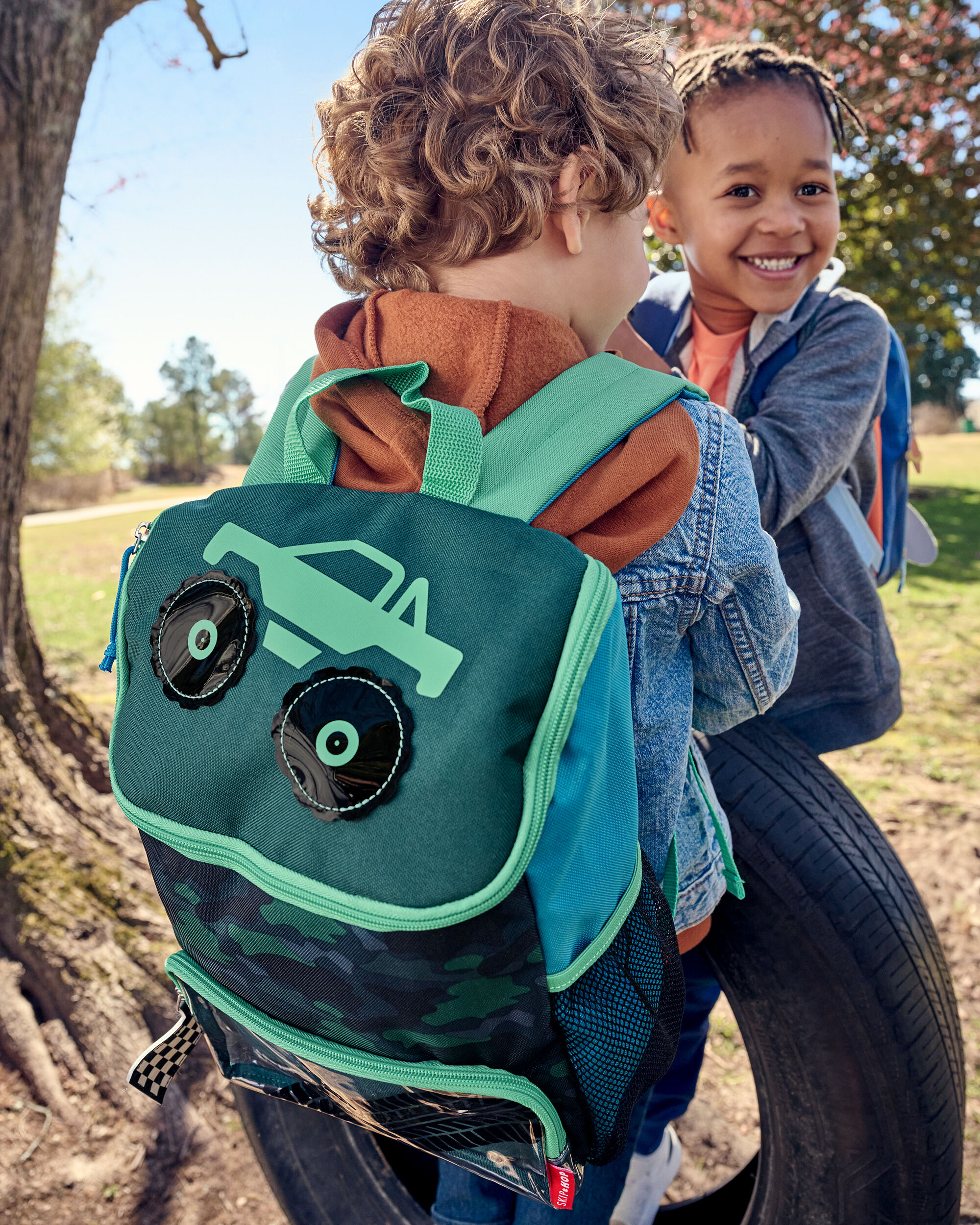 バッグ Cherokee Kid Spark Style Big Kid Backpack - Truck | Carter's Oshkosh Canada