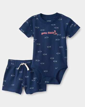 B&eacute;b&eacute; gar&ccedil;on - Ensemble 2 pi&egrave;ces cache-couche &agrave; manches courtes isotherme &agrave; chevrons, poissons et short &ndash; Bleu marine, 