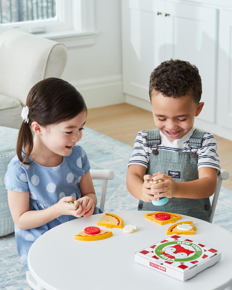 ZOO&reg; Piece A Pizza Set, image 8 of 13 slides