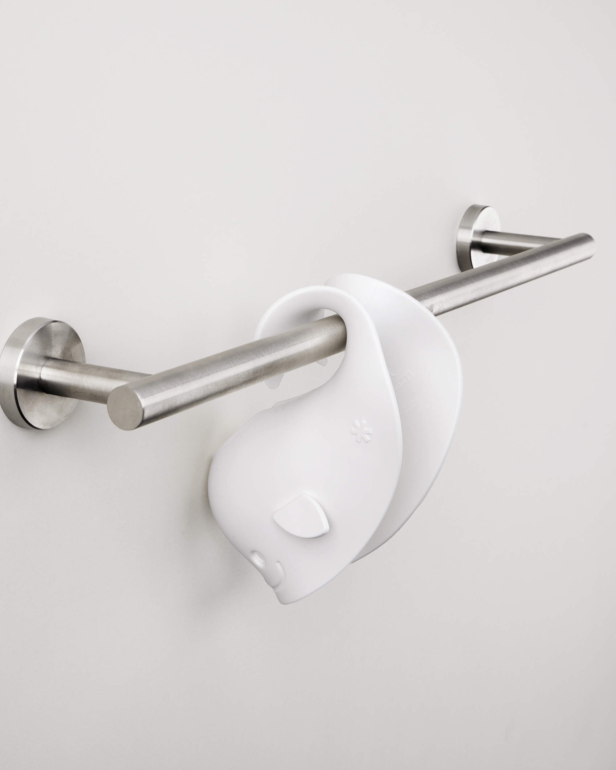 Moby Bath Spout Cover - White
