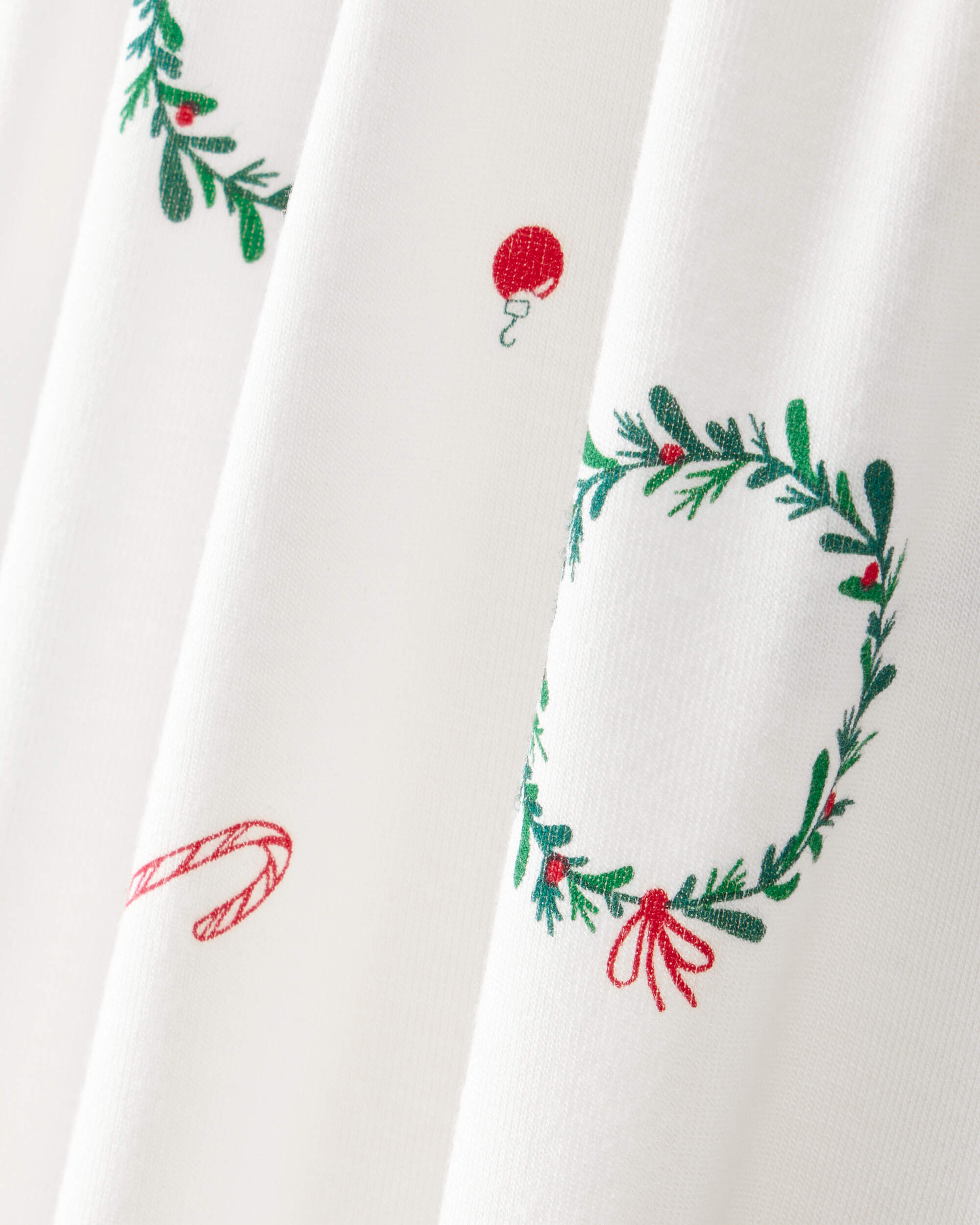 Baby Christmas Wreath Print PurelySoft Snug Fit 1-Piece pyjamas - White