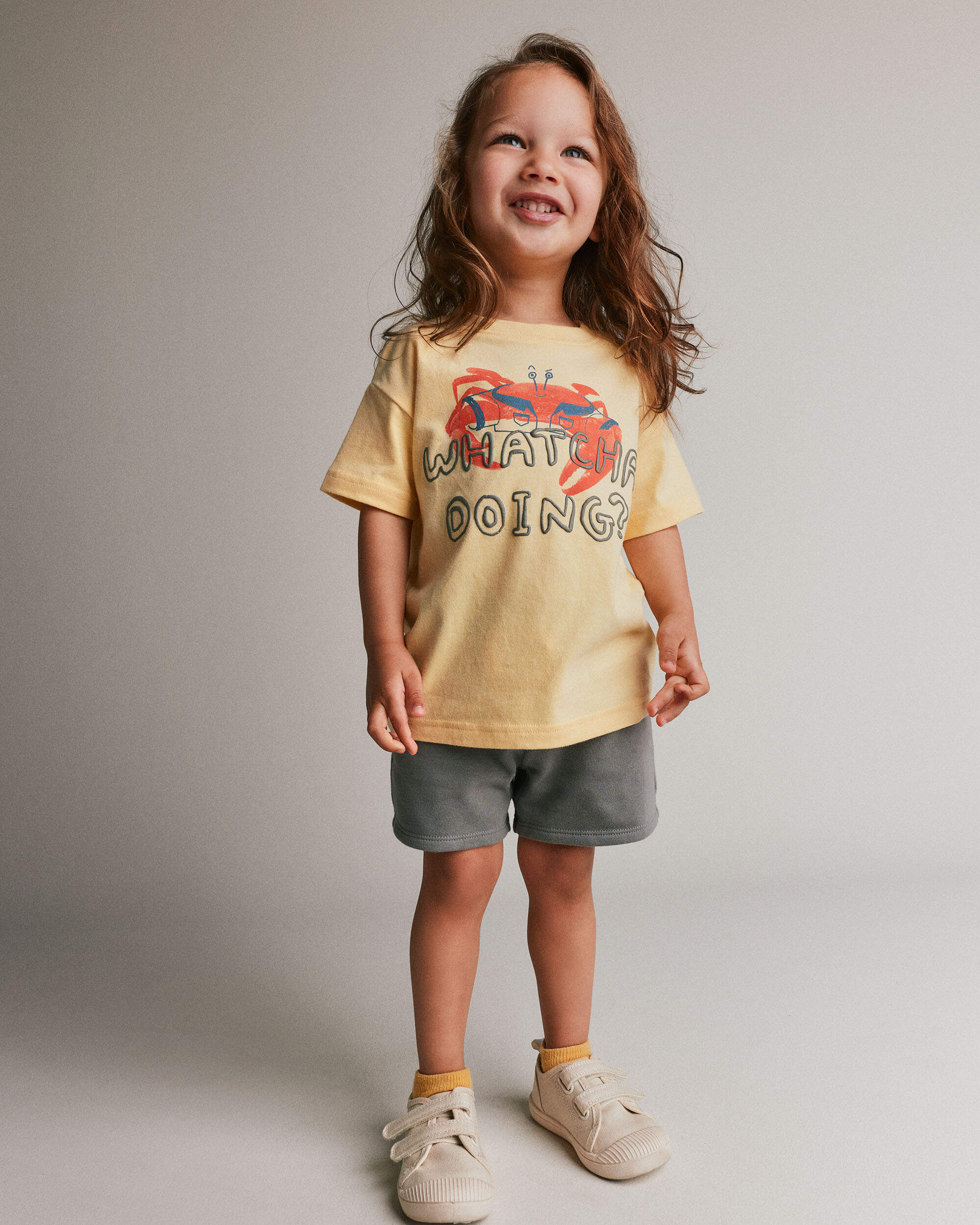 Toddler 'Whatcha Doing?' Relaxed Graphic Tee Crab Print - Yellow