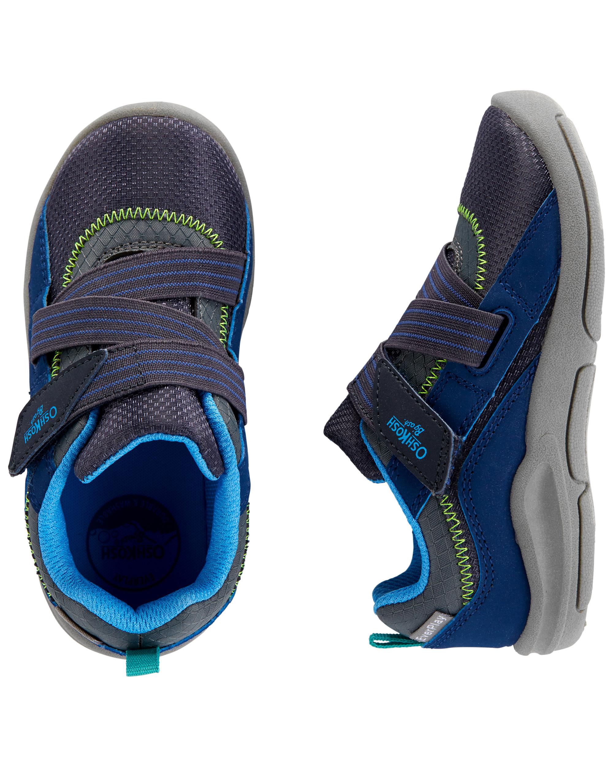 bump sneakers