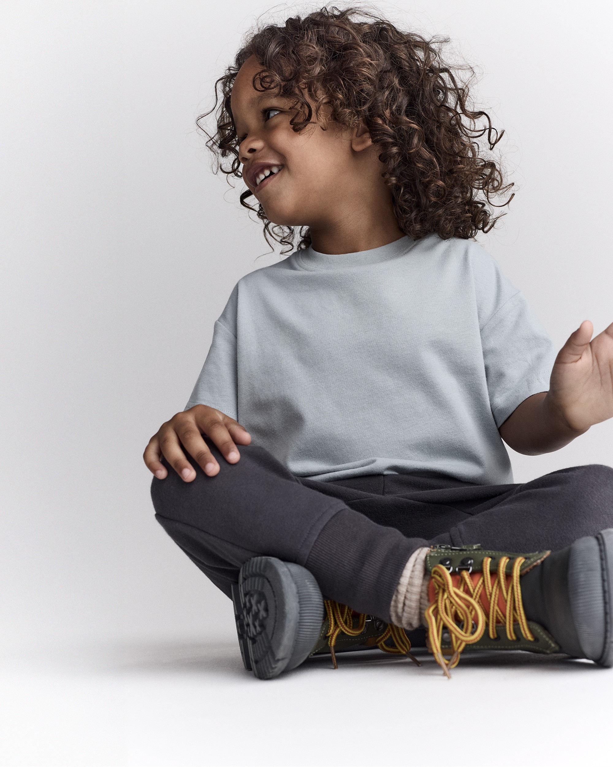 Toddler Neutral Short-Sleeve Relaxed Graphic Tee - Light Blue