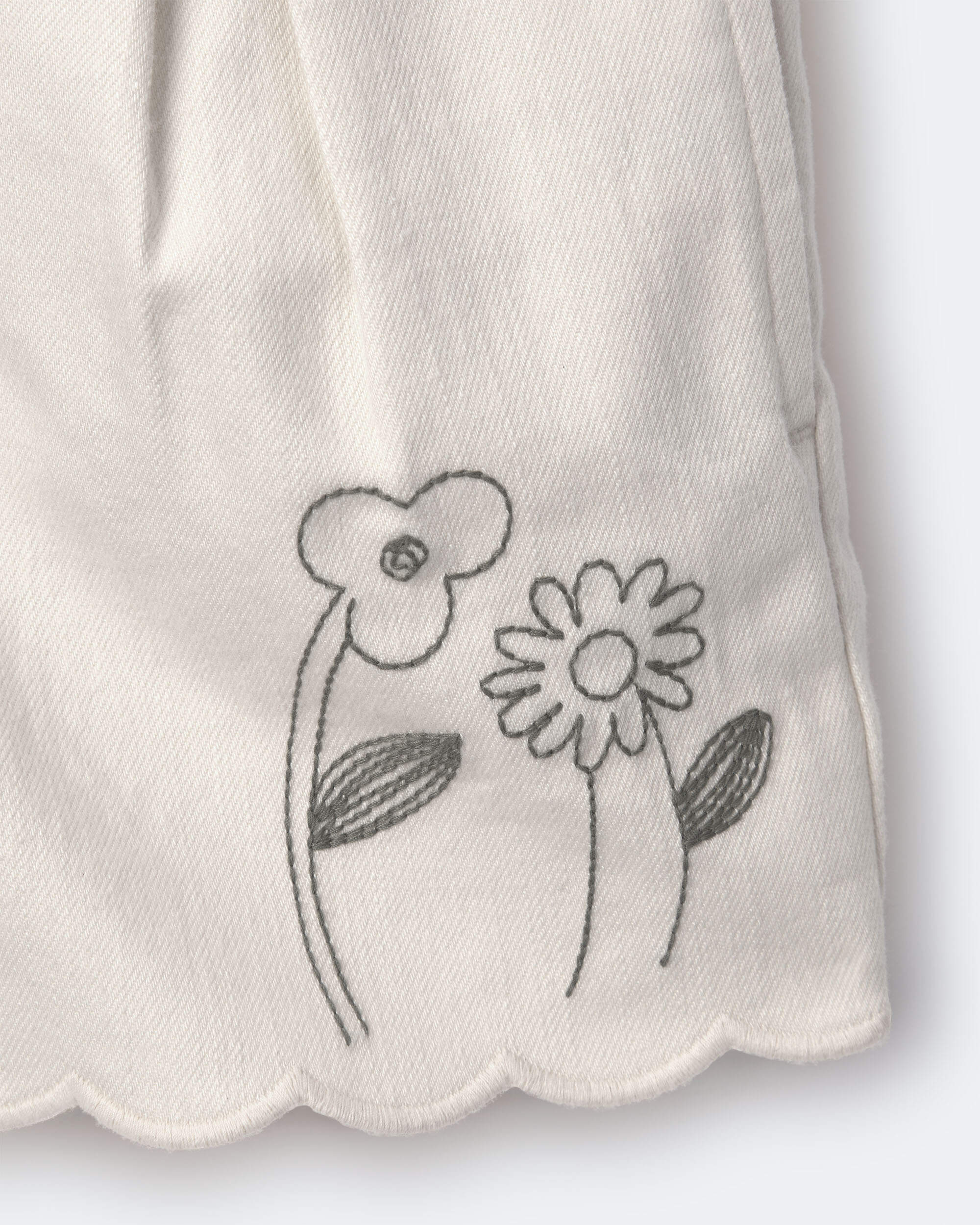 Toddler Girl Floral Scalloped Short - Cream