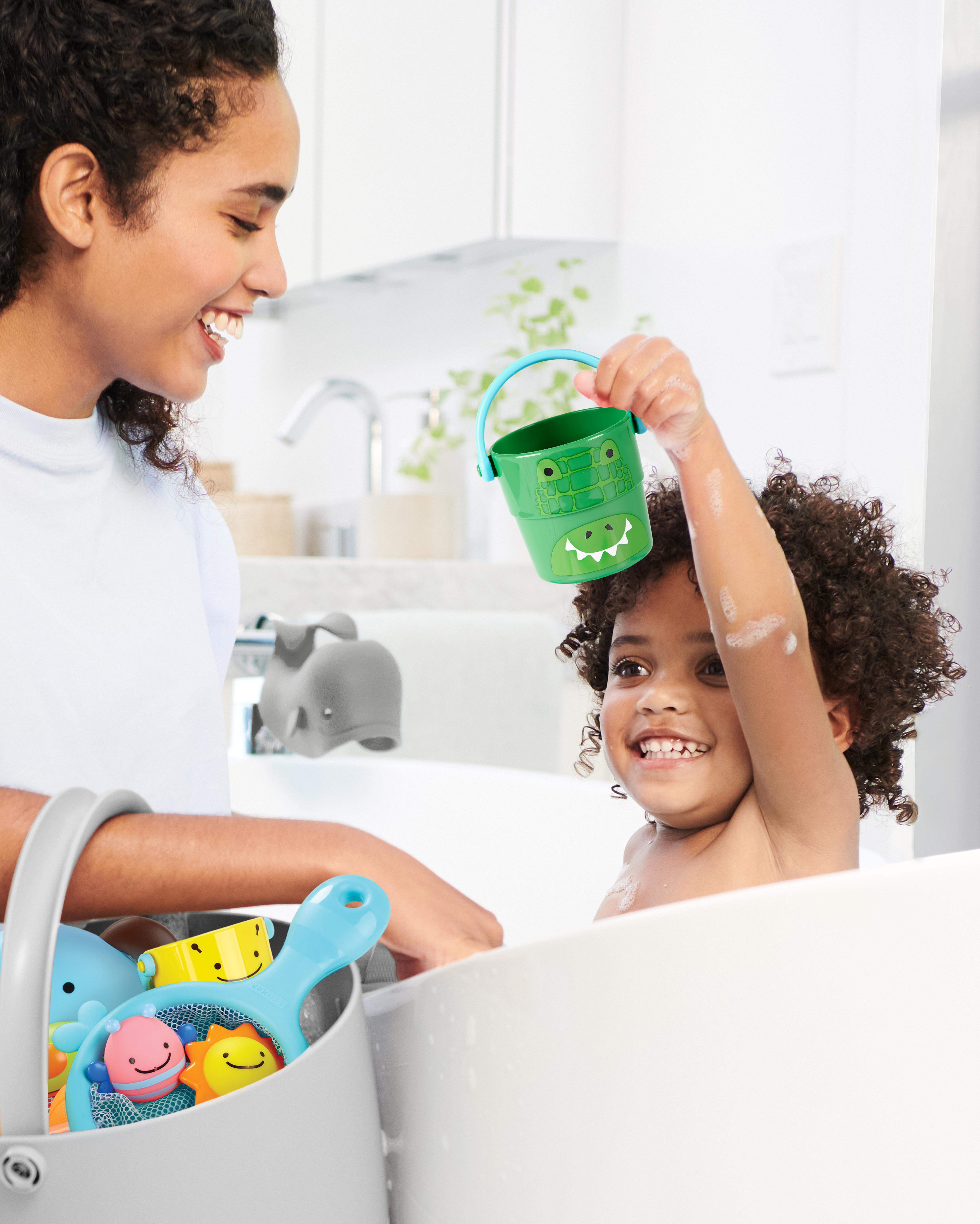 Zoo Stack & Pour Buckets Baby Bath Toy