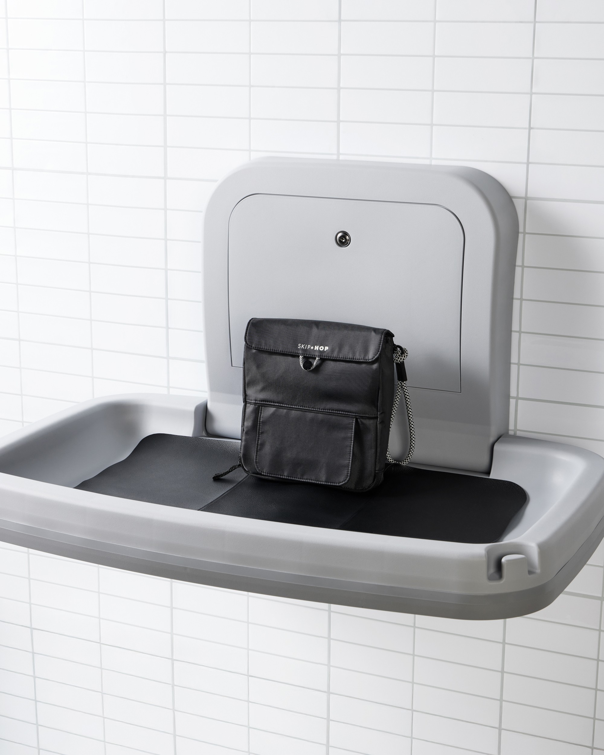 Clean Slate Changing Station - Black