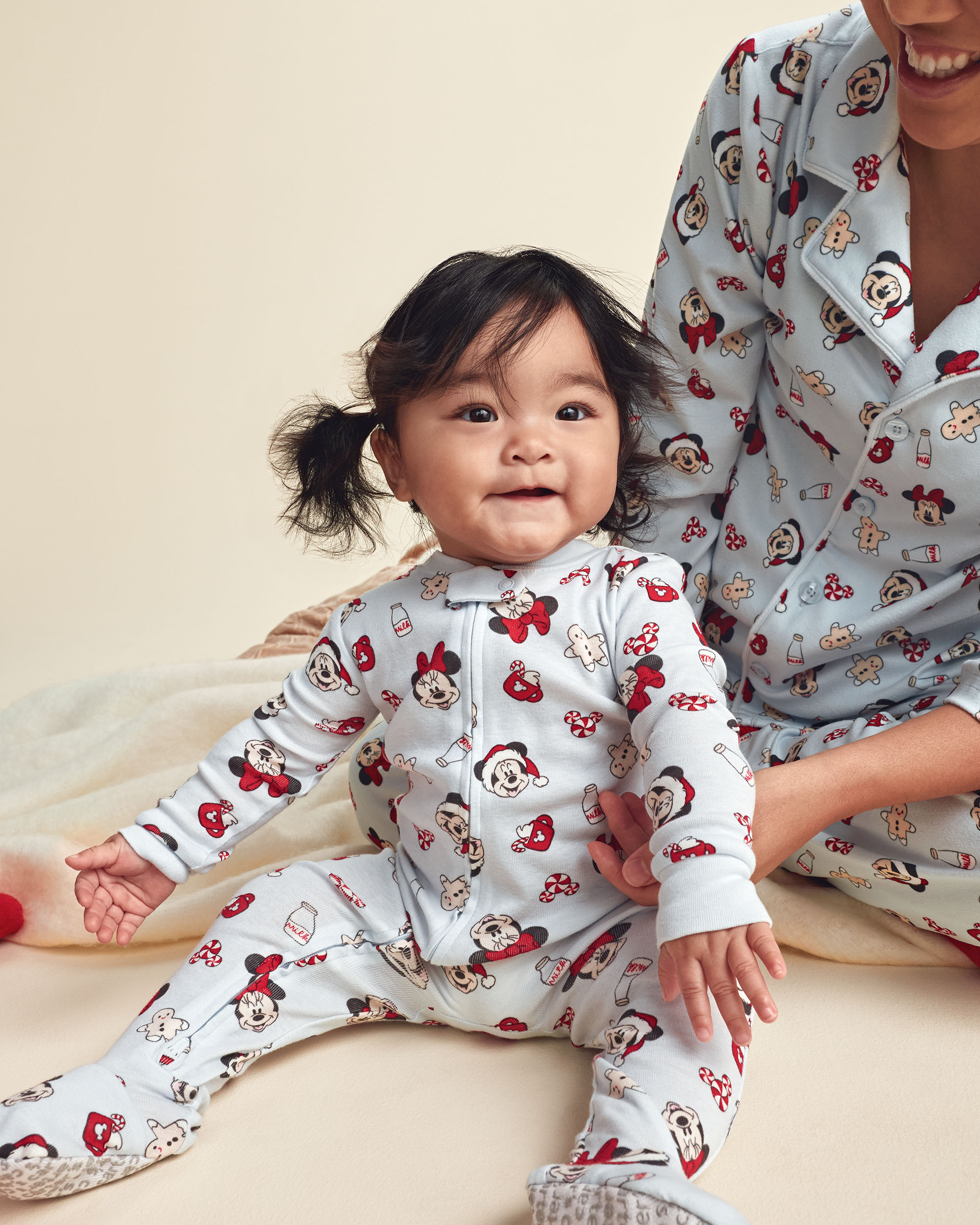 Baby 1-Piece Disney Mickey Mouse Christmas 100% Cotton Snug Fit Footed Pyjama - Blue