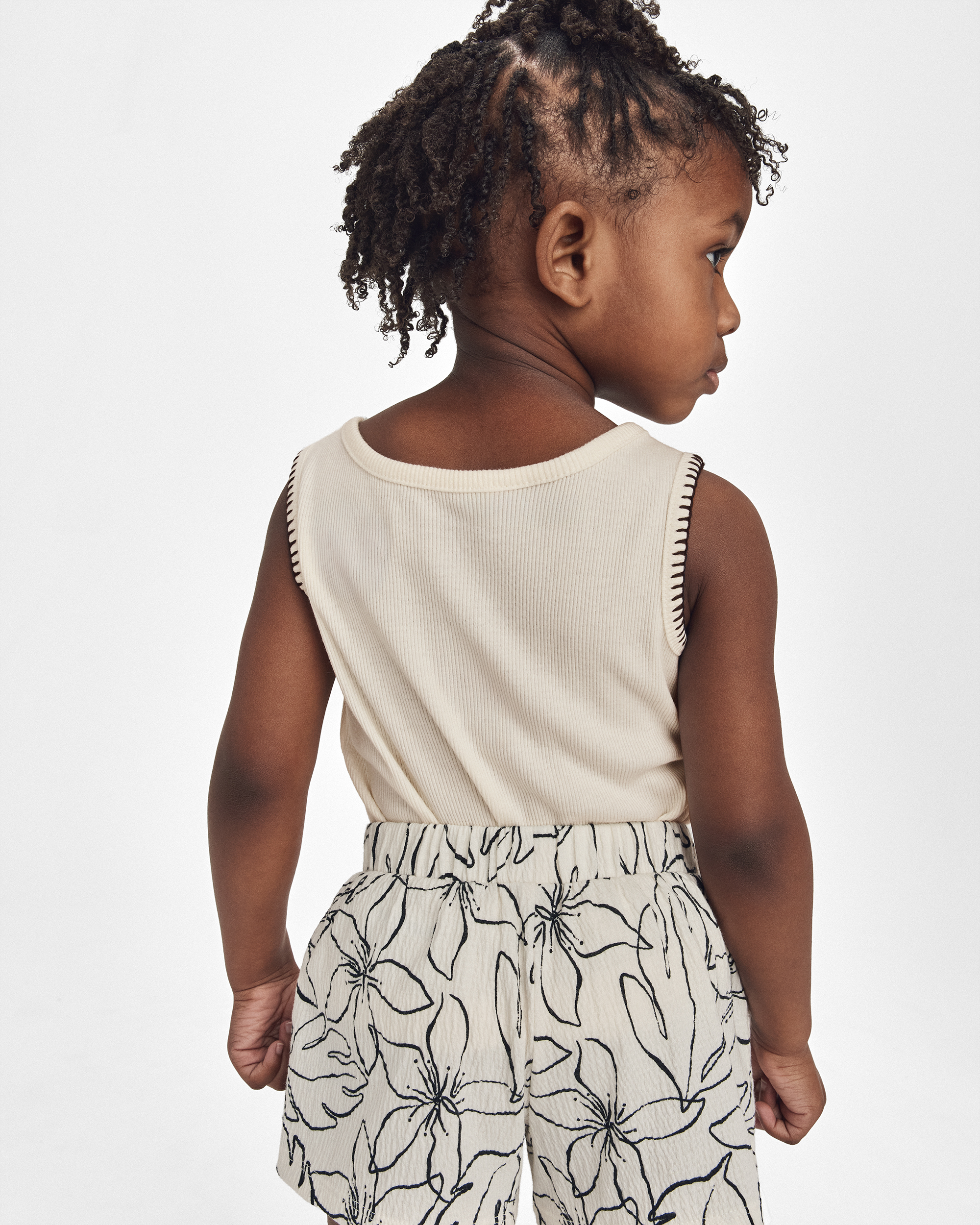 Toddler Girl Floral Crinkle Shorts - Cream