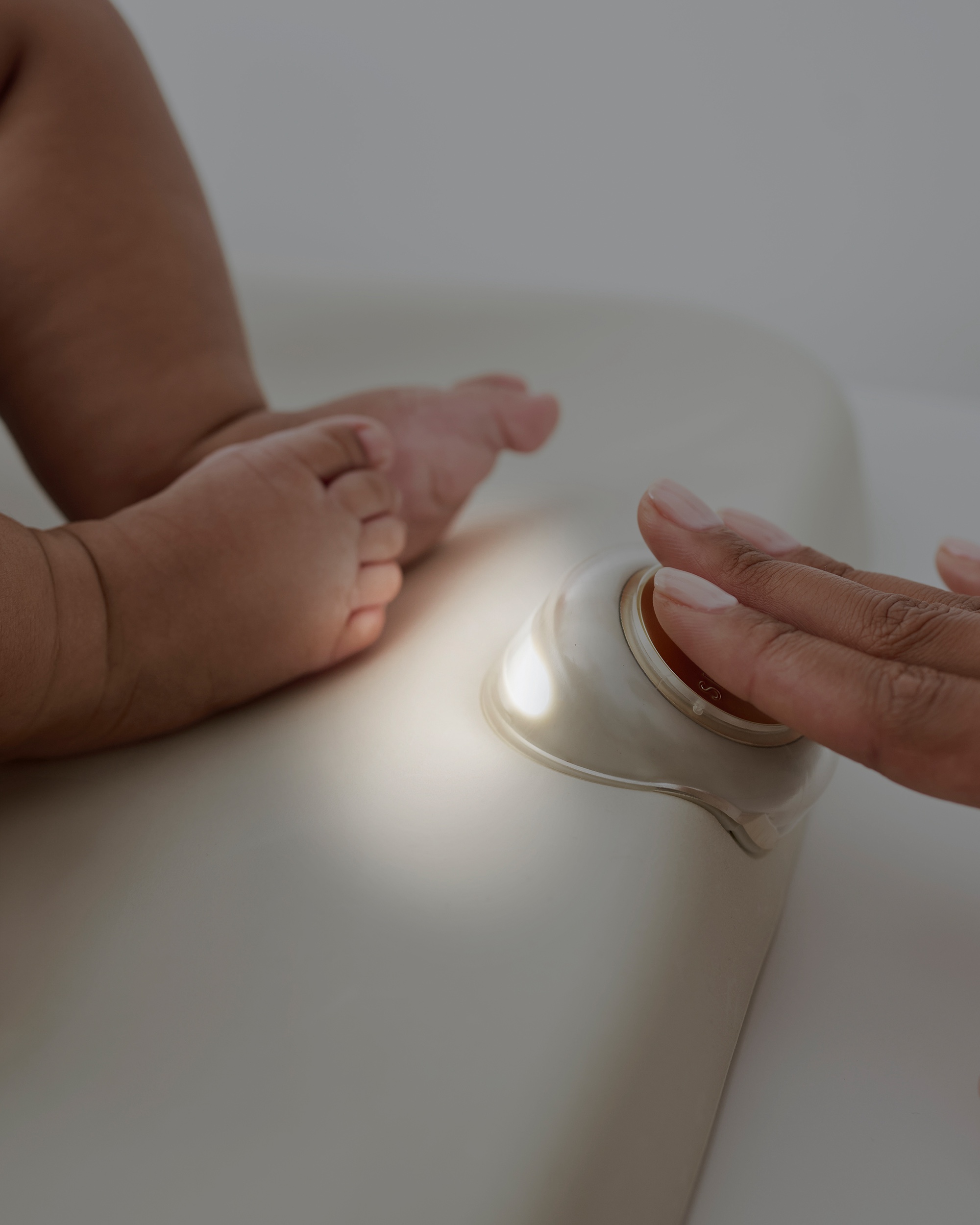 16" Nursery Style Light-Up Changing Pad – Oat