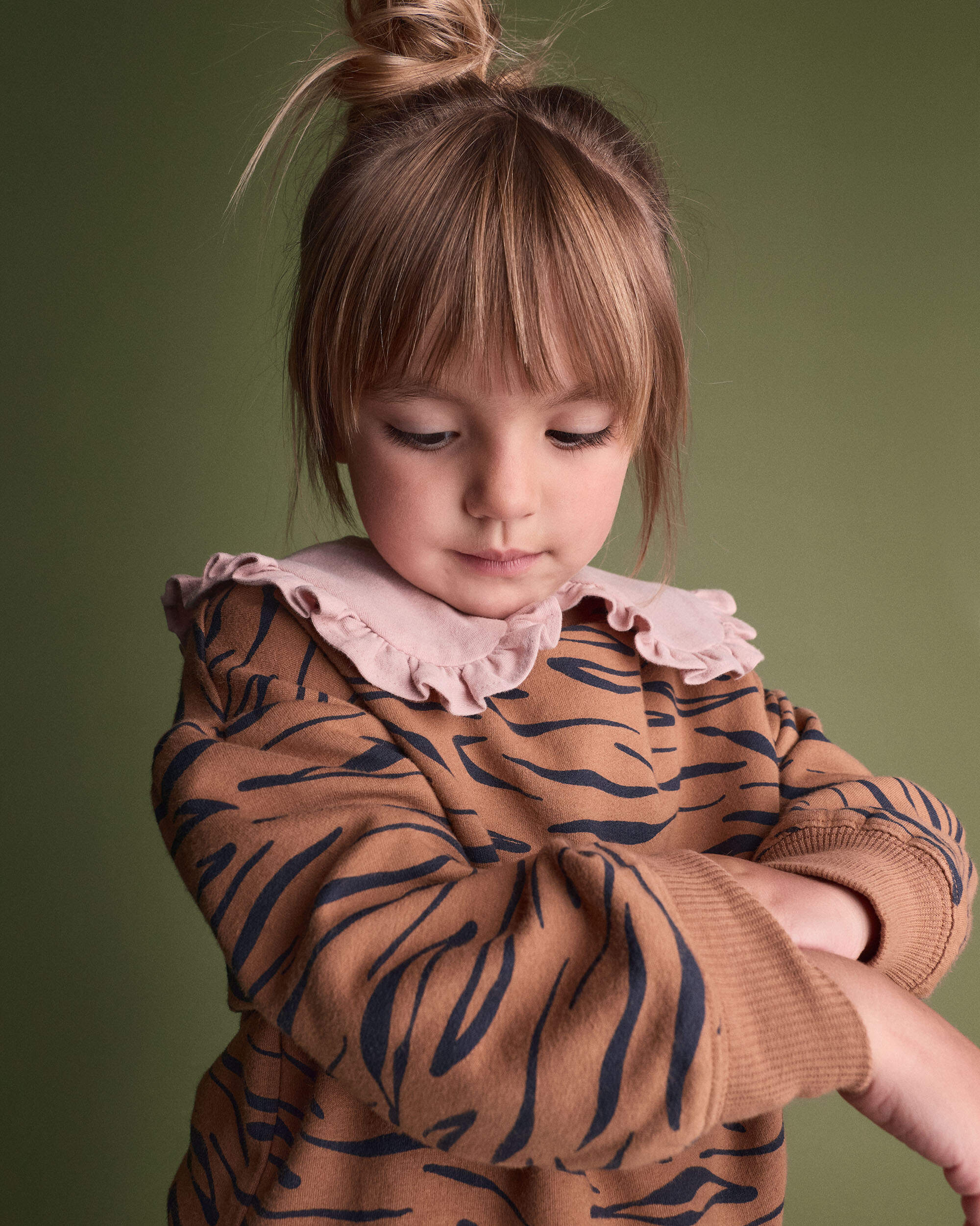Toddler Balloon-Sleeve Pullover Sweatshirt Tiger Print - Brown