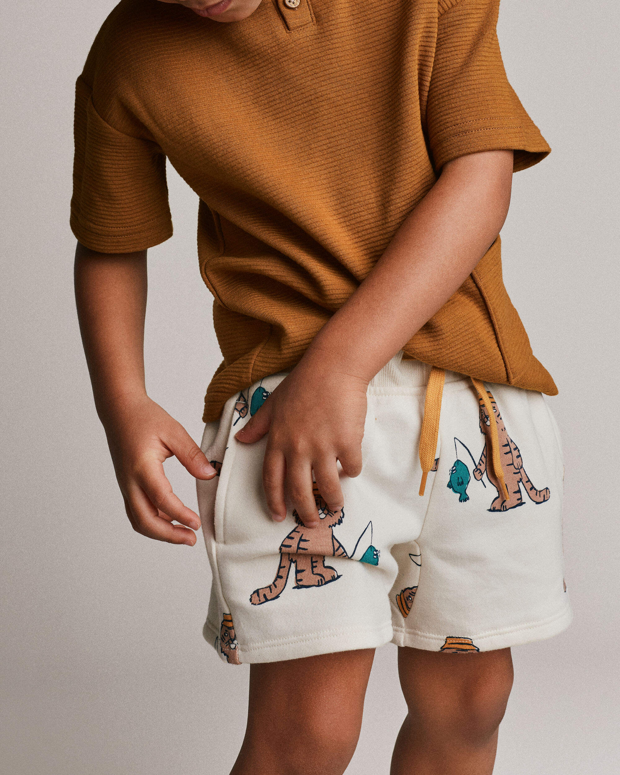 Toddler City Park™ Short Fishing Tiger Print - Cream